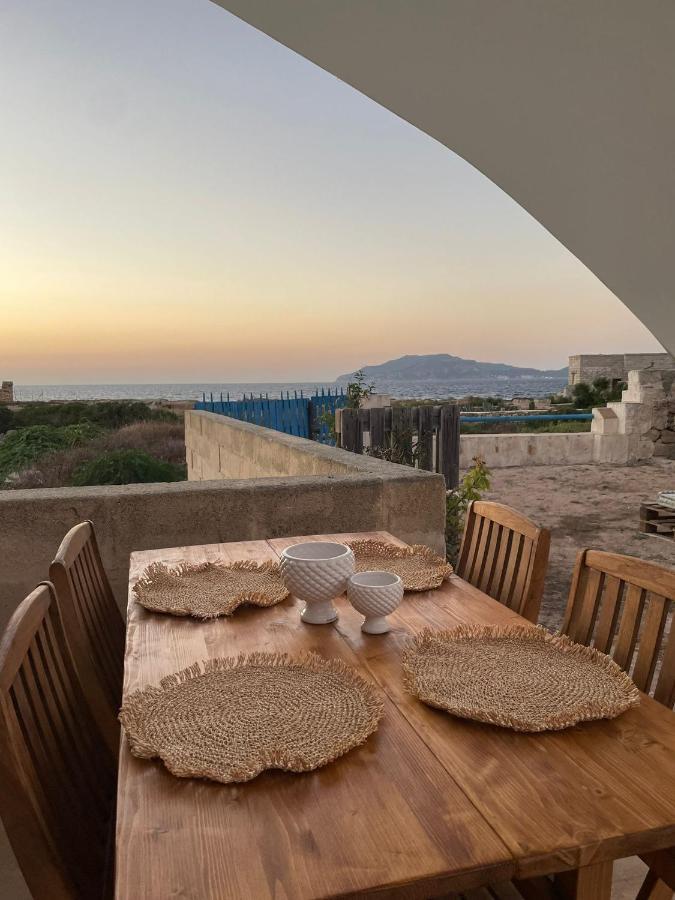 La Finestra A Tramontana Apartment Фавиняна Екстериор снимка