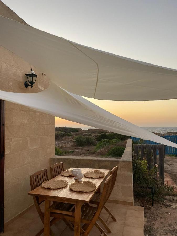 La Finestra A Tramontana Apartment Фавиняна Екстериор снимка